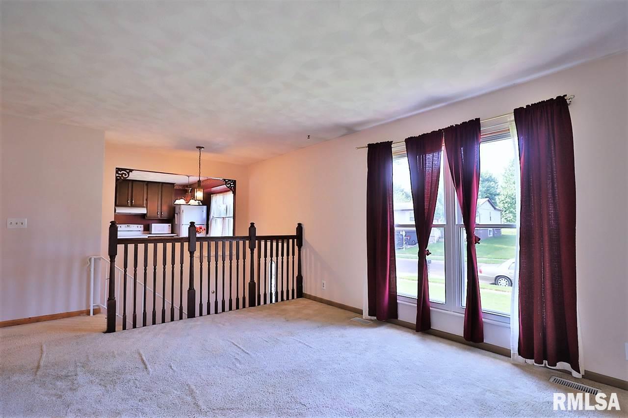 122 Partridge Road Marquette Heights, IL 61554 - Photo 10 of 36 Gallery Image 10