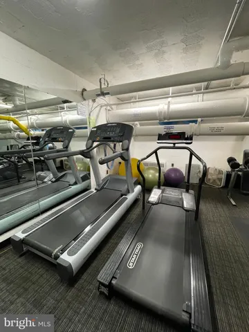 $2,275 | 2475 Virginia Avenue Northwest, Unit 411, Washington, DC 20037