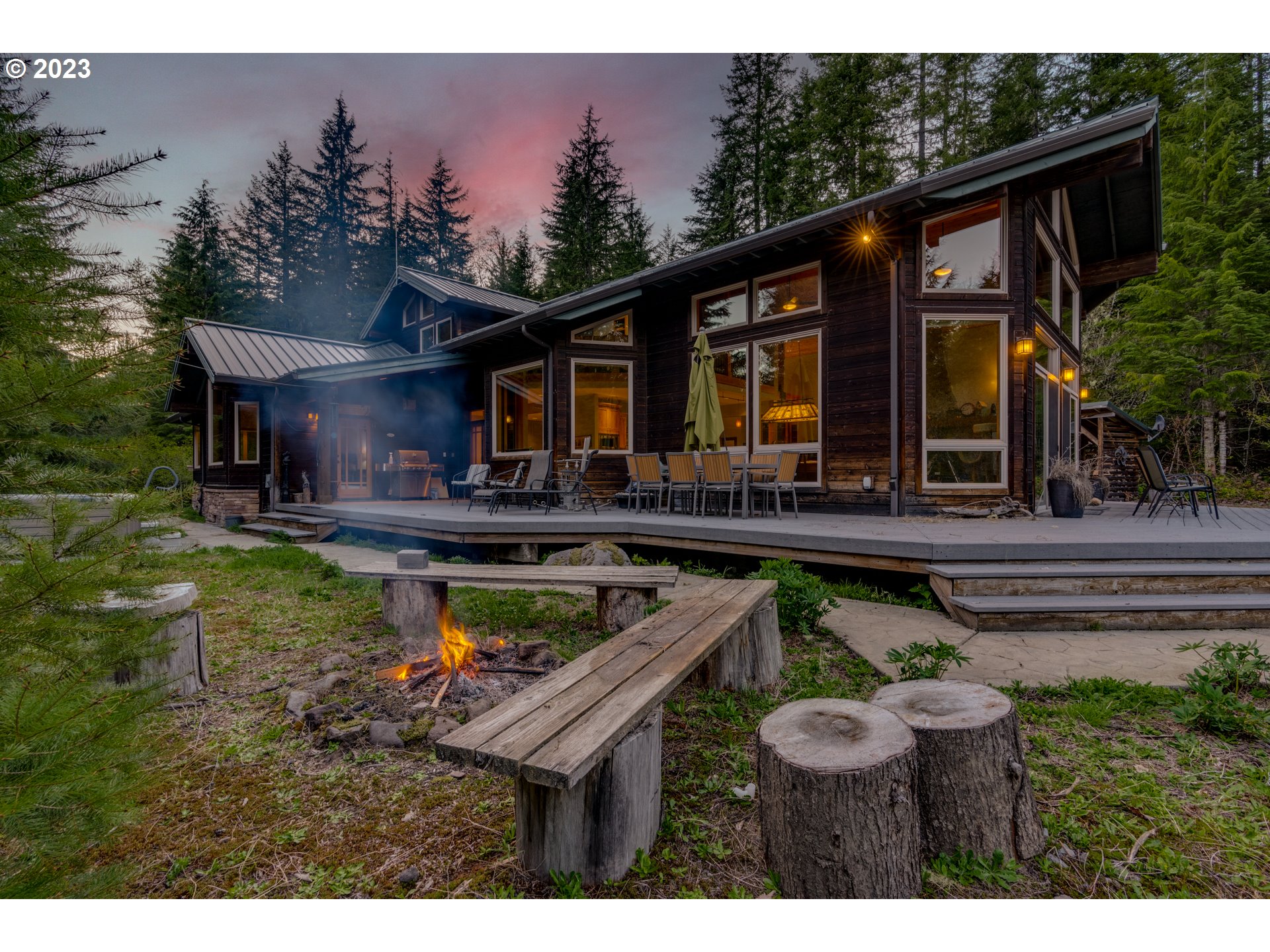 20715 East Glacier View Road Rhododendron, OR 97049 - Photo 4 of 41