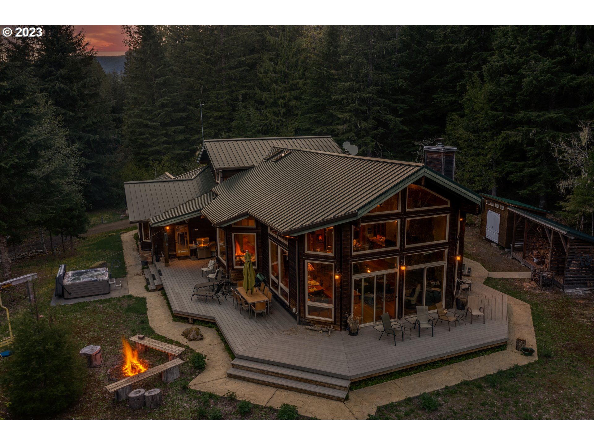 20715 East Glacier View Road Rhododendron, OR 97049 - Photo 8 of 41 a view of house with roof deck and seating space