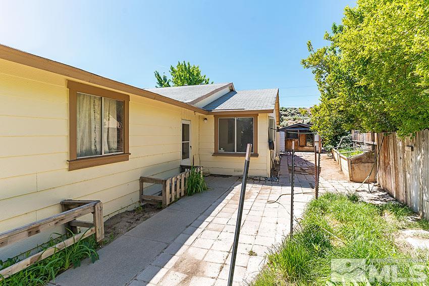 6830 Peppermint Drive Reno, NV 89506 - Photo 2 of 14 Photo 2