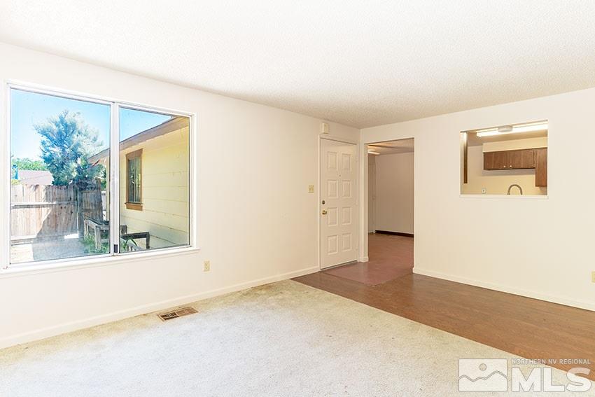 6830 Peppermint Drive Reno, NV 89506 - Photo 5 of 14 Photo 5