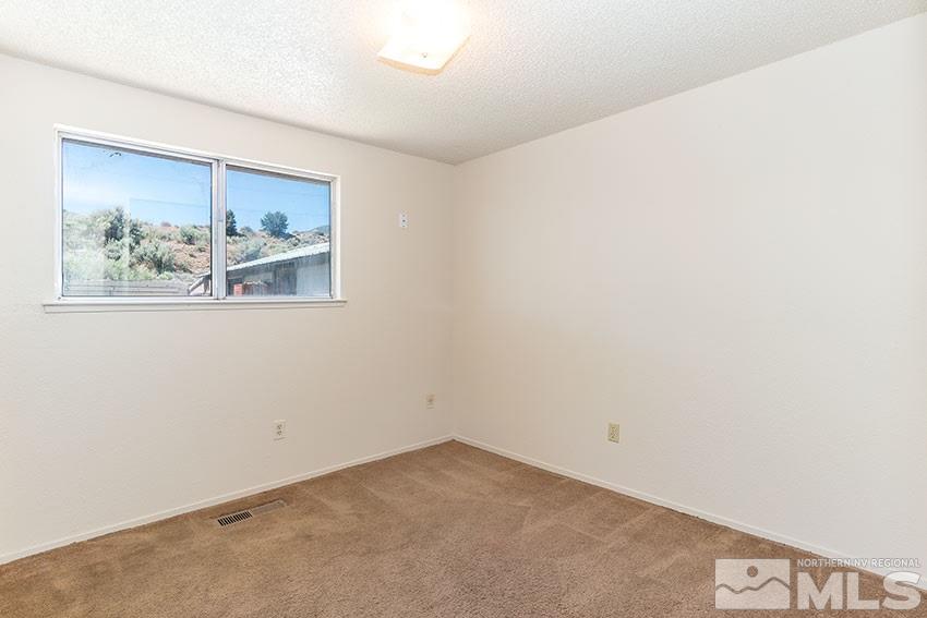 6830 Peppermint Drive Reno, NV 89506 - Photo 9 of 14 Photo 9