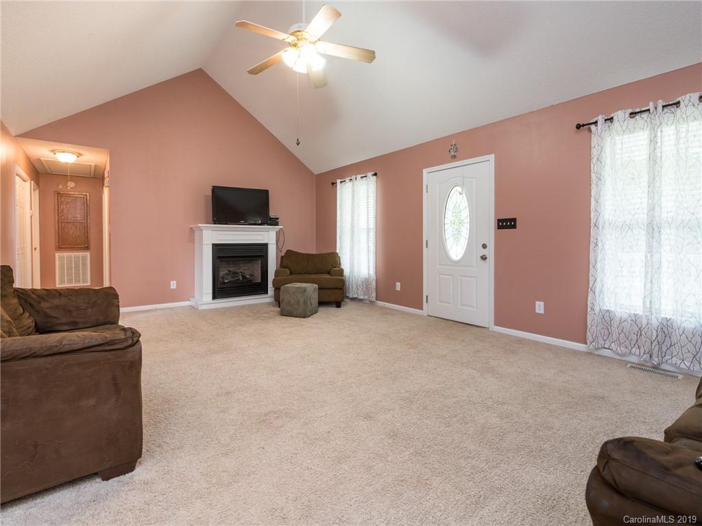 410 Owens Road Clover, SC 29710 - Photo 2 of 34