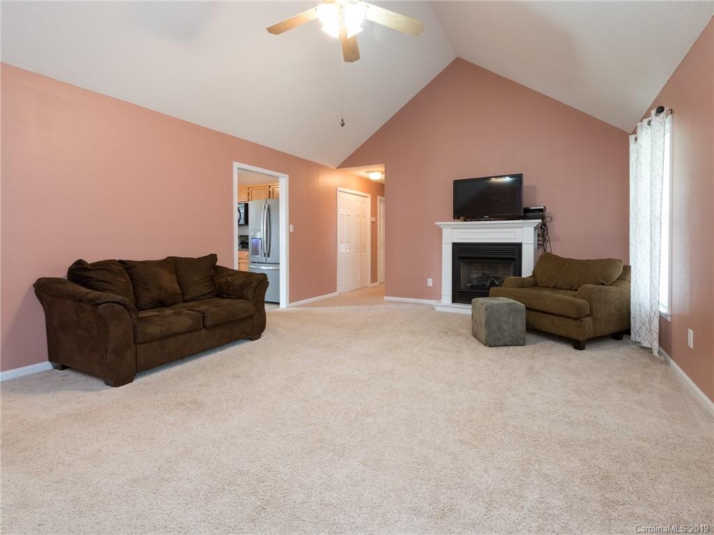 410 Owens Road Clover, SC 29710 - Photo 12 of 34