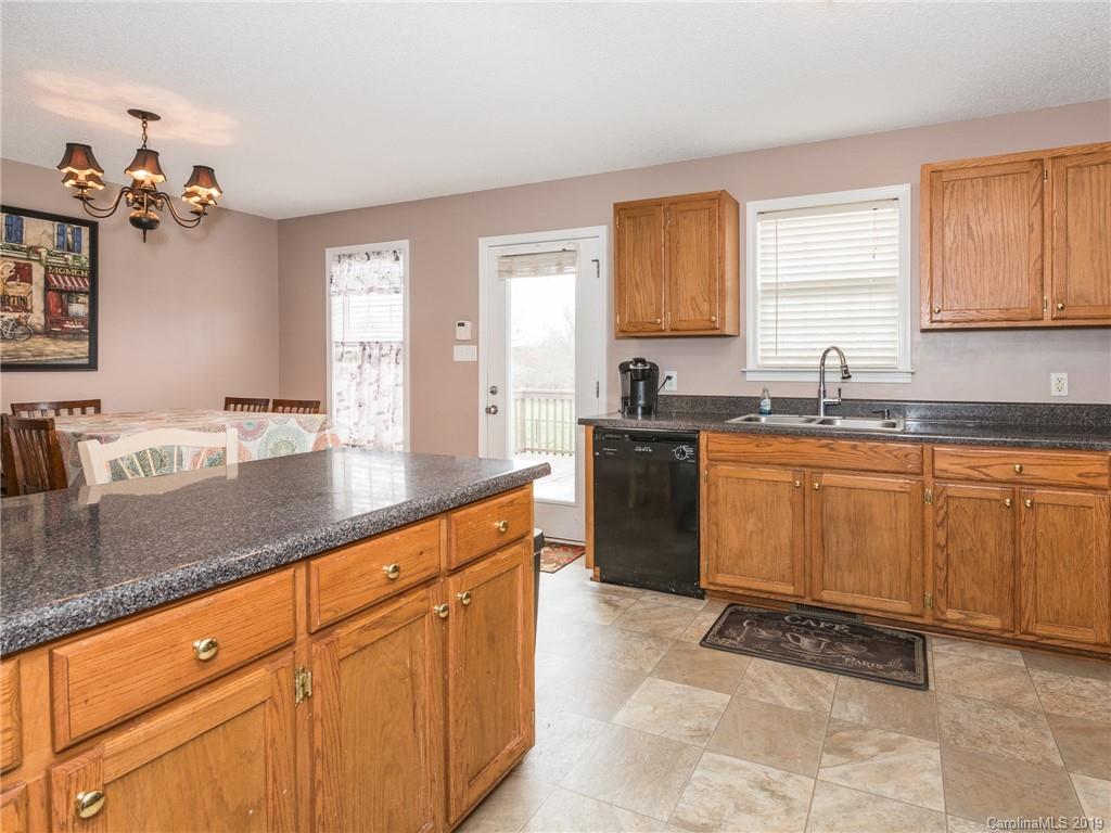 410 Owens Road Clover, SC 29710 - Photo 14 of 34