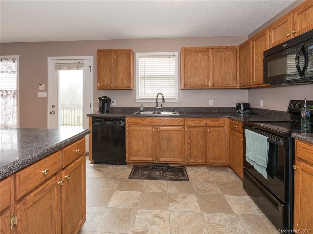 410 Owens Road Clover, SC 29710 - Photo 15 of 34