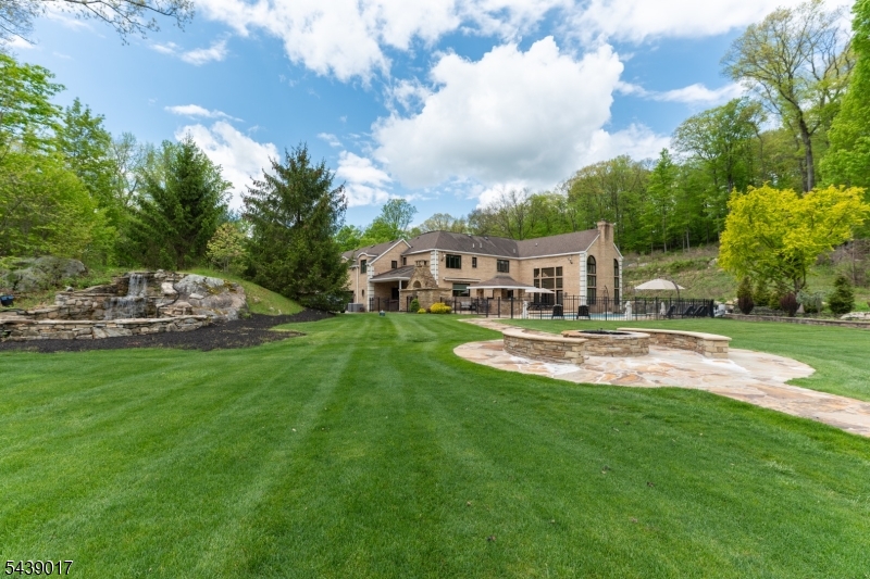 305 Green Road Sparta, NJ 07871 - Photo 3 of 41