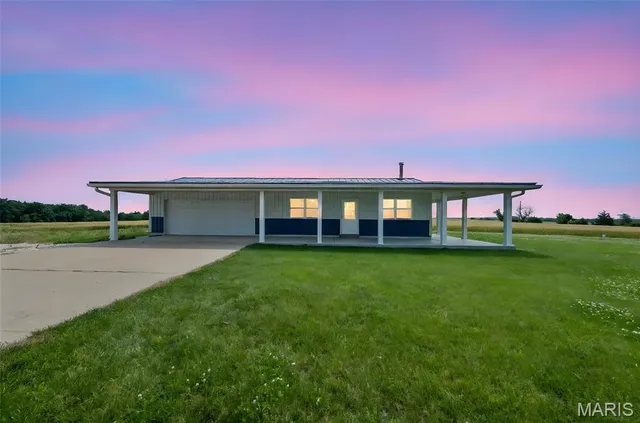 $1,305,525 | 57 Lemaster Road, Wellsville, MO 63384