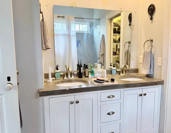 $3,500 | 553 Rutledge Avenue, Charleston, SC 29403