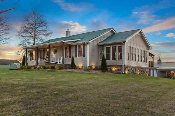 $659,000 | 3130 New Hall Road, Greenbrier, TN 37073
