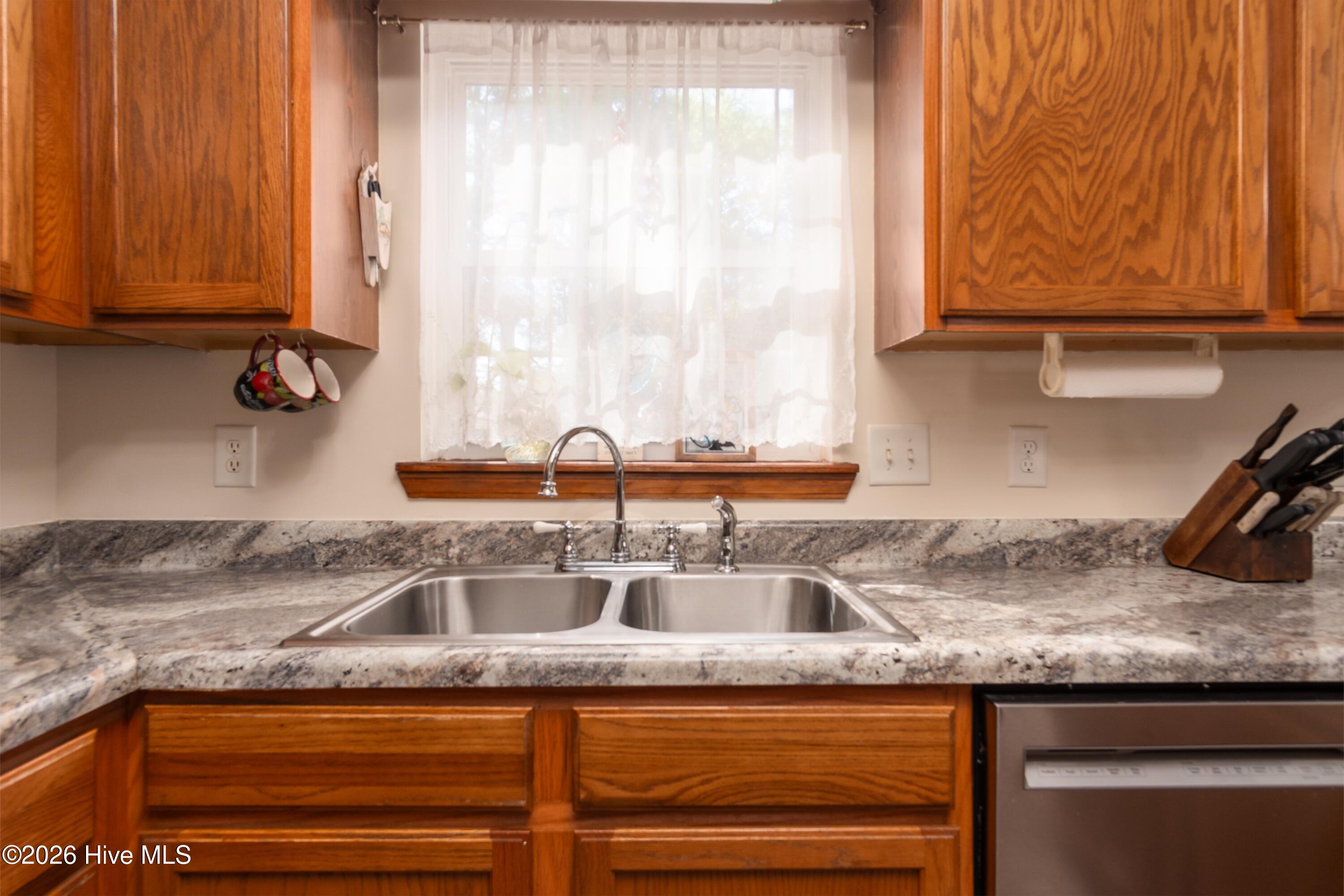 623 Queens Creek Road Hubert, NC 28539 - Photo 15 of 43 015-623 Queens Creek-15