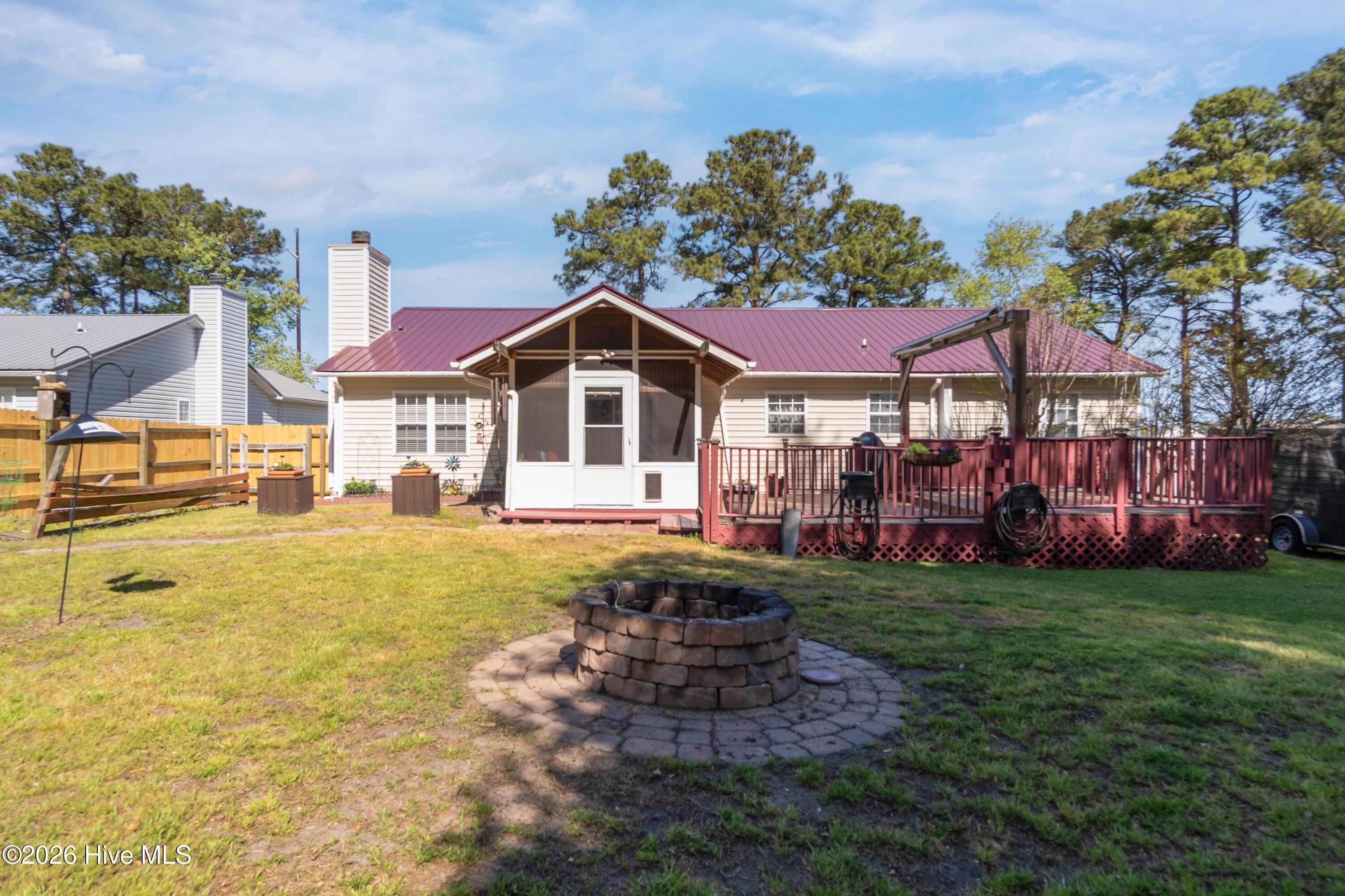 623 Queens Creek Road Hubert, NC 28539 - Photo 37 of 43 038-623 Queens Creek-38