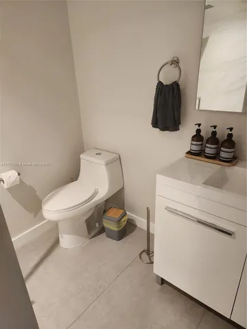 $9,500 | 536 Hibiscus Drive, Hallandale Beach, FL 33009