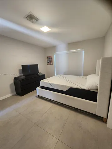 $9,500 | 536 Hibiscus Drive, Hallandale Beach, FL 33009