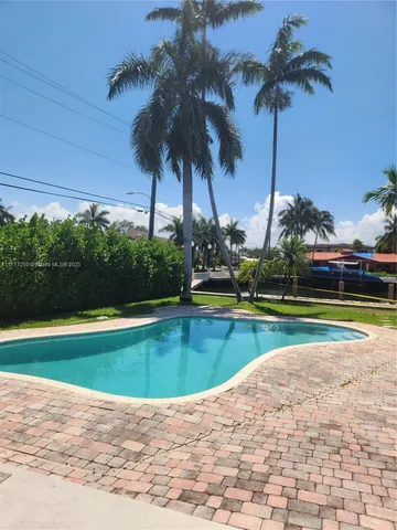 $9,500 | 536 Hibiscus Drive, Hallandale Beach, FL 33009