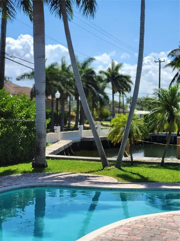 $9,500 | 536 Hibiscus Drive, Hallandale Beach, FL 33009