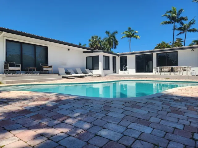 $9,500 | 536 Hibiscus Drive, Hallandale Beach, FL 33009