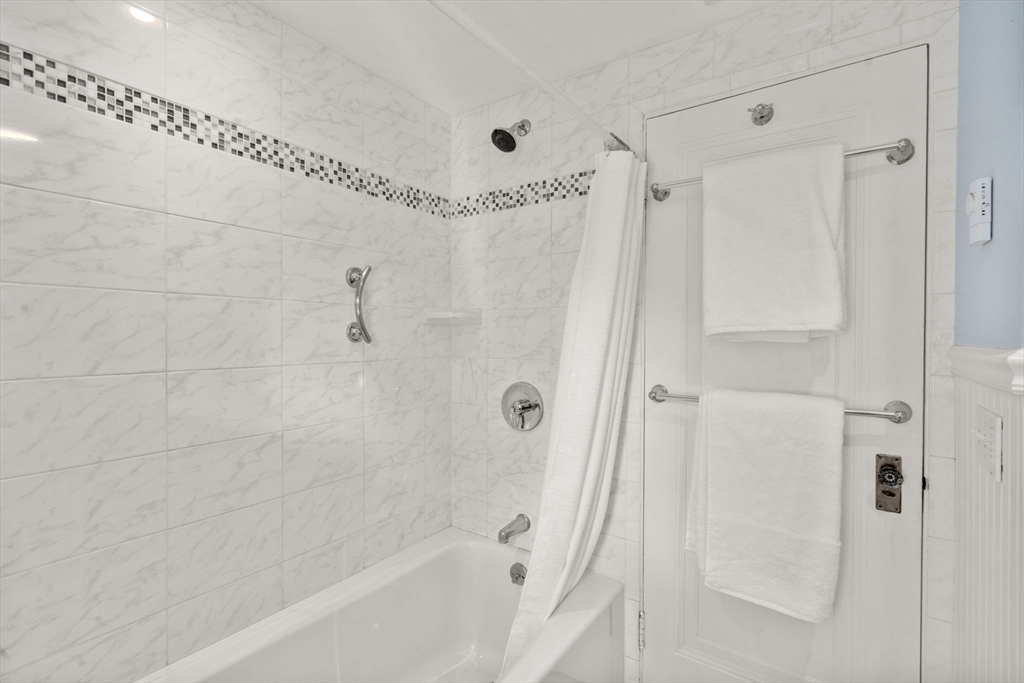 14 La Salle Road Needham, MA 02494 - Photo 21 of 28