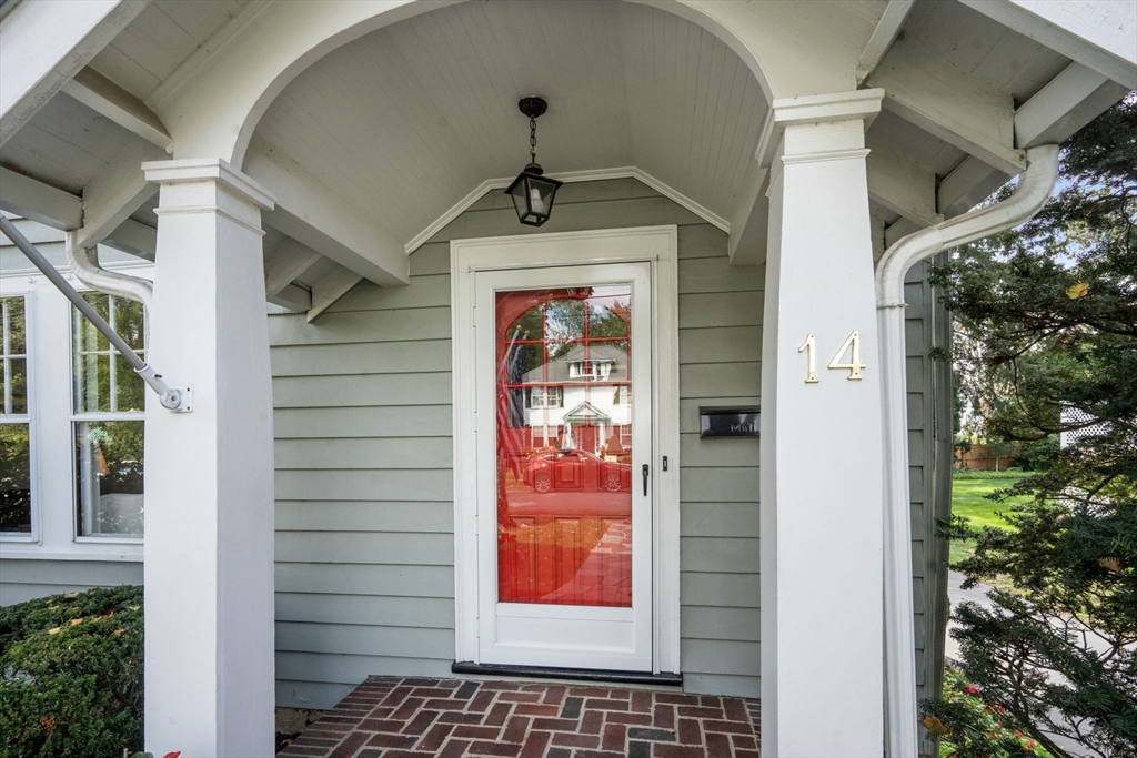 14 La Salle Road Needham, MA 02494 - Photo 3 of 28