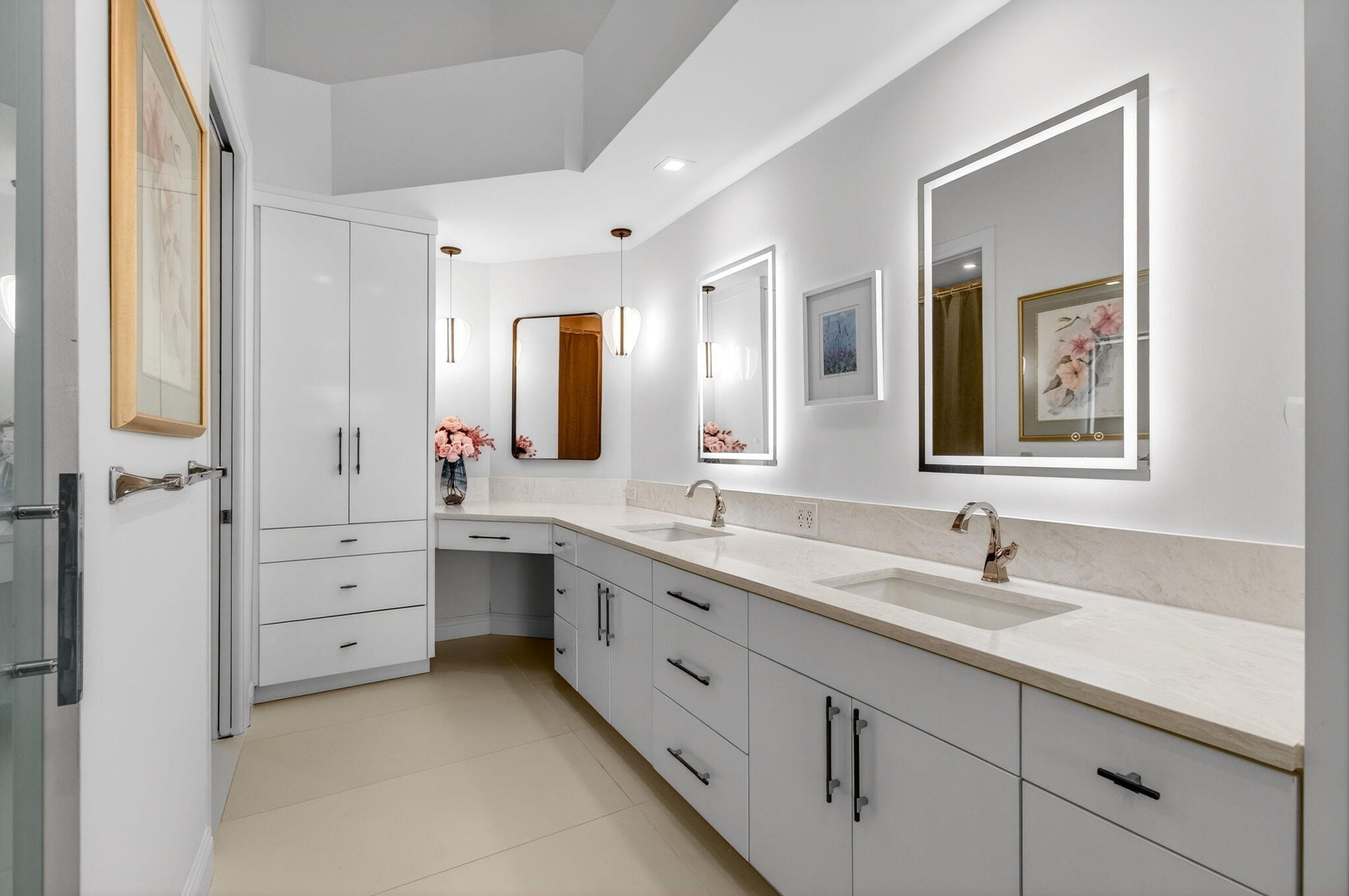 2530 Coco Plum Boulevard, Unit 1002 Boca Raton, FL 33496 - Photo 34 of 61 a spacious bathroom with a double vanity sink mirror and bathtub
