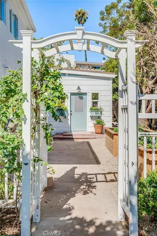 $3,995,000 | 3053 Nestall Road, Laguna Beach, CA 92651
