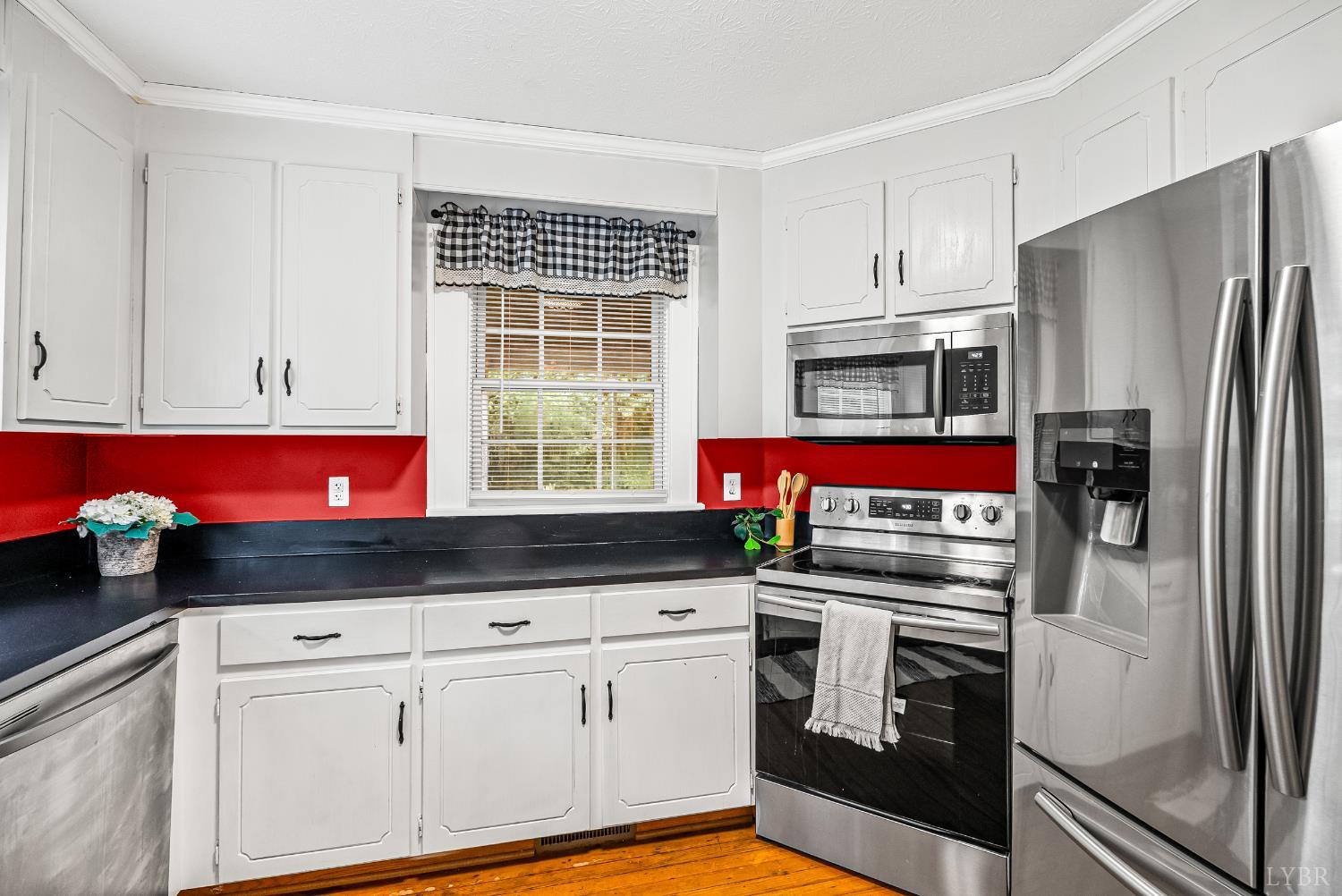 497 Winesap Road Madison Heights, VA 24572 - Photo 6 of 46 Gallery Image 6