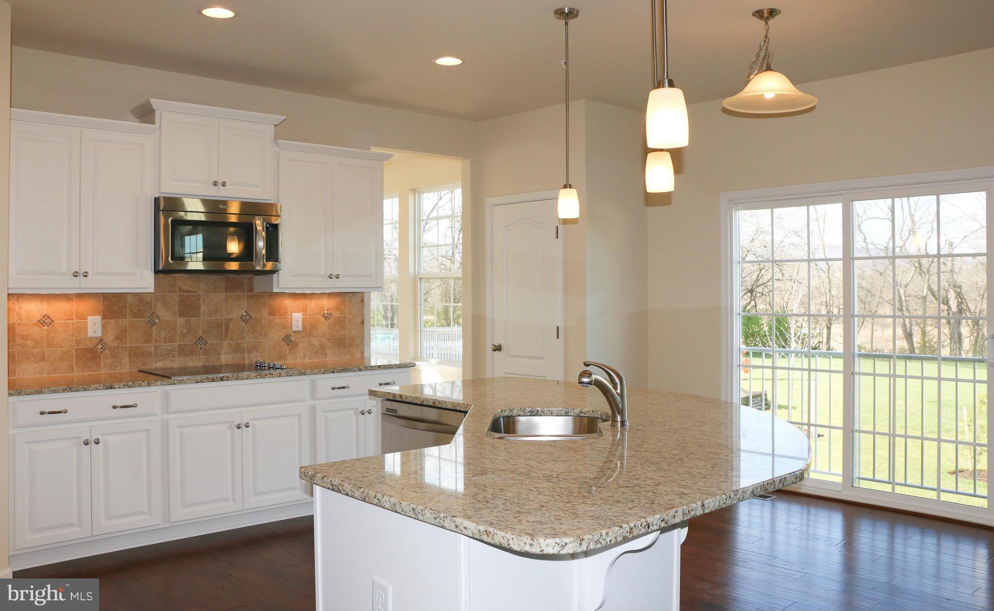 227 Windom Way Frederick, MD 21702 - Photo 8 of 19 Kitchen