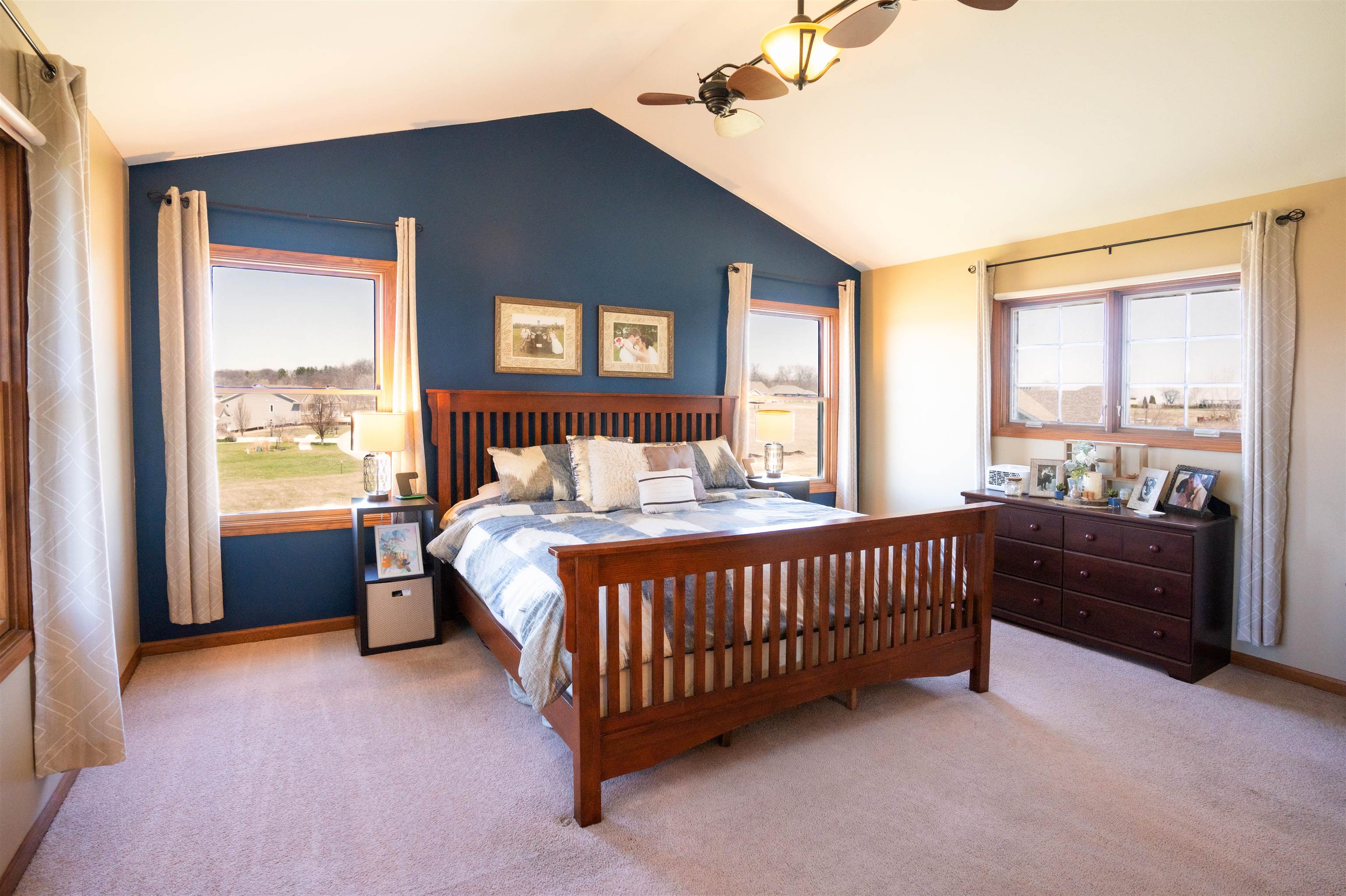 314 Brocket Trail Belvidere, IL 61008 - Photo 19 of 46 a bed sitting in a bedroom next to a window