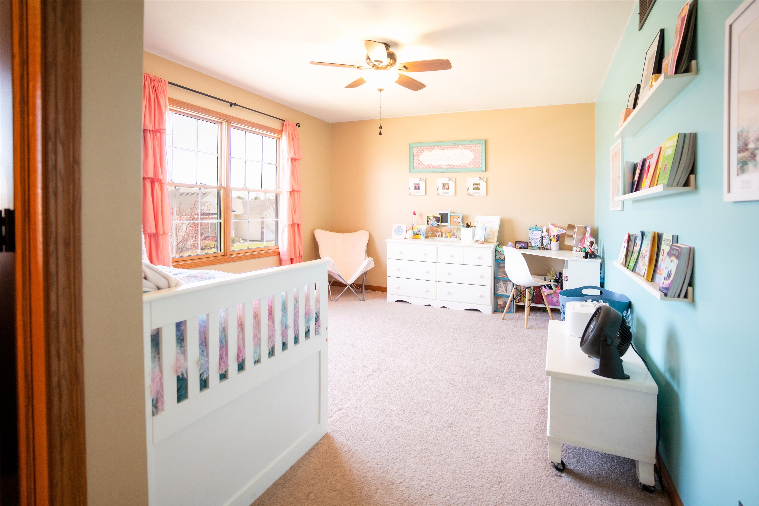 314 Brocket Trail Belvidere, IL 61008 - Photo 30 of 46 a living room with furniture and a window