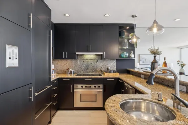 $799,000 | 1000 North Point Street, Unit 1606, San Francisco, CA 94109