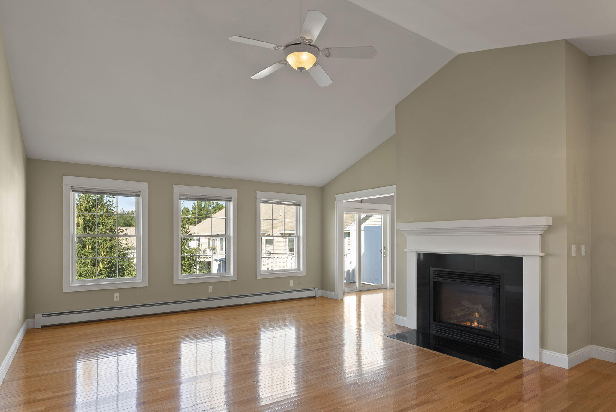 24 Sand Point Lane, Unit 24 Cumberland Foreside, ME 04110 - Photo 6 of 40 30-web-or-mls-DSC01423
