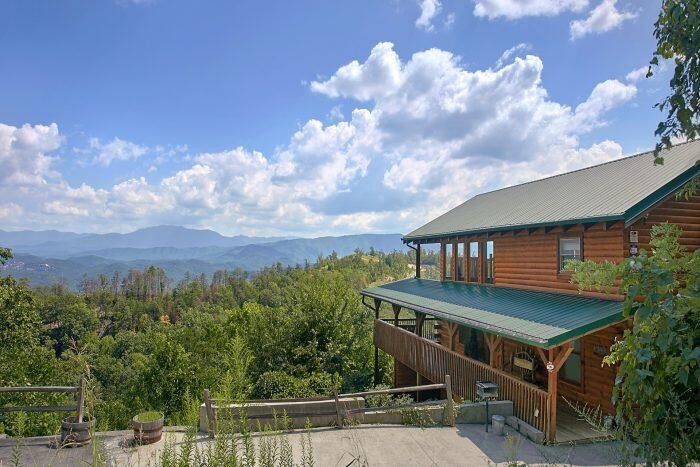 2280 Bluff Mountain Road Sevierville, TN 37876 - Photo 9 of 40 Gallery Image 9