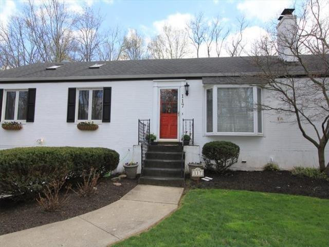 117 Beechwood Road Fort Mitchell, KY 41017 - Photo 2 of 30