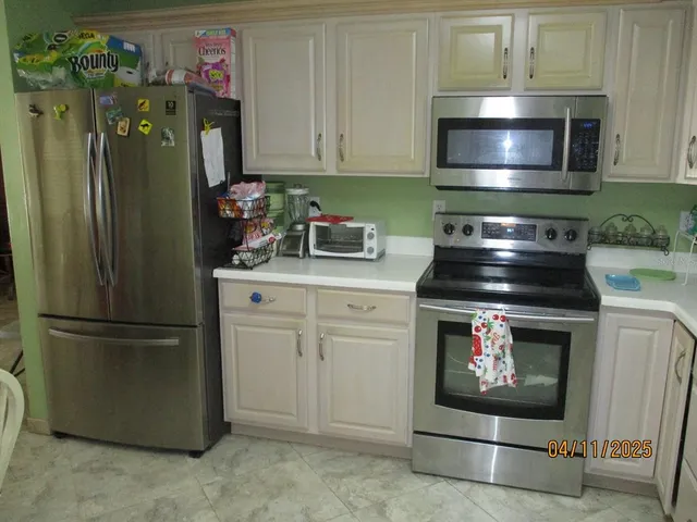 $340,000 | 1107 Southeast 8th Avenue, Okeechobee, FL 34974