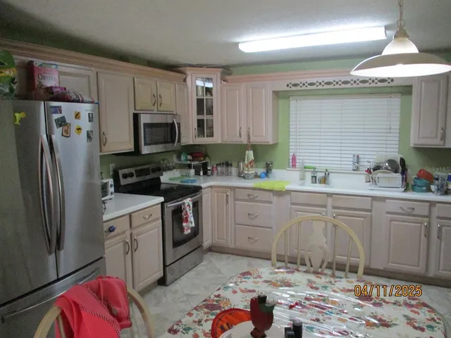 $340,000 | 1107 Southeast 8th Avenue, Okeechobee, FL 34974