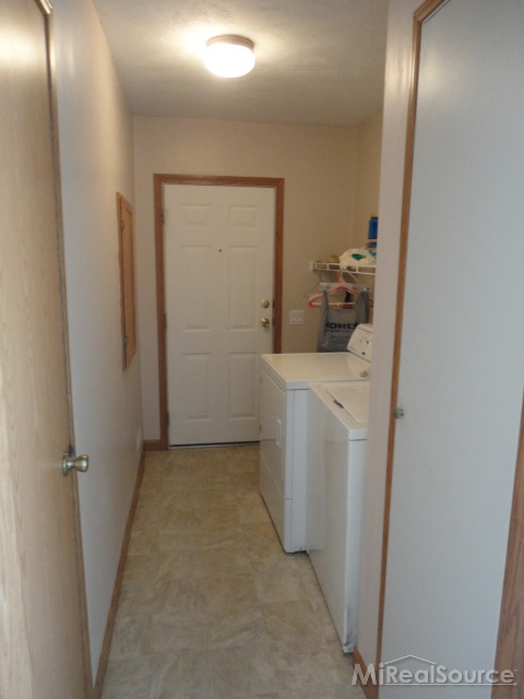 6651 Short Cut Road Marine City, MI 48039 - Photo 14 of 23 31179958-13.JPG