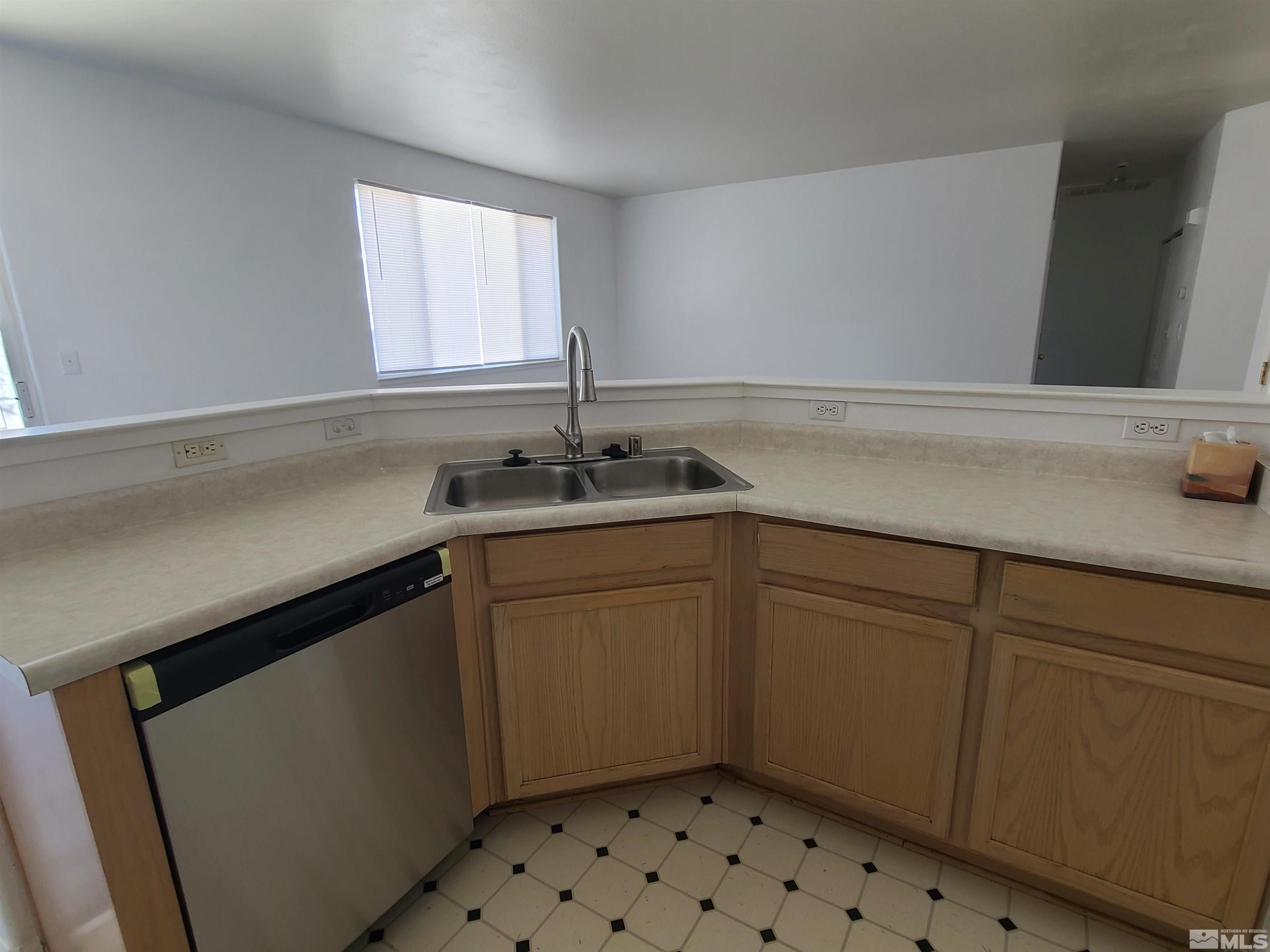 9735 Stone Vista Court Reno, NV 89506 - Photo 8 of 25 Photo 8