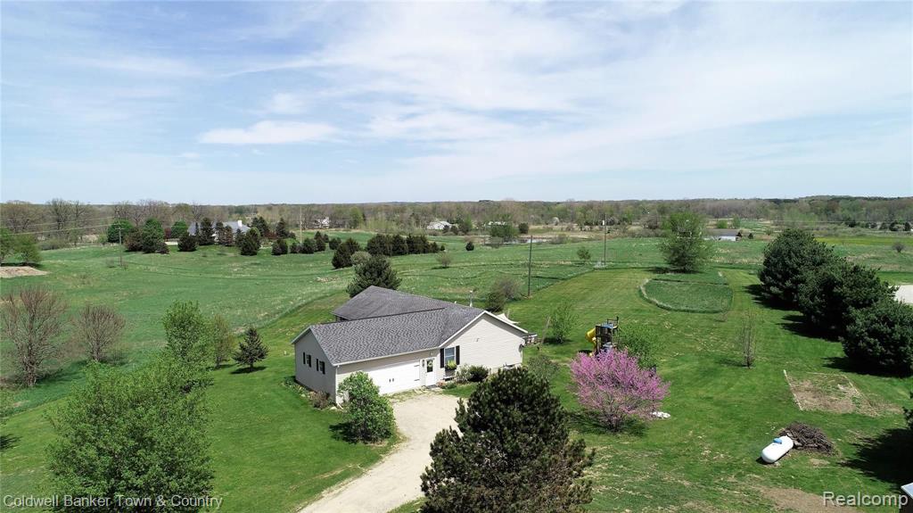 7853 Munsell Road Howell, MI 48843 - Photo 32 of 43