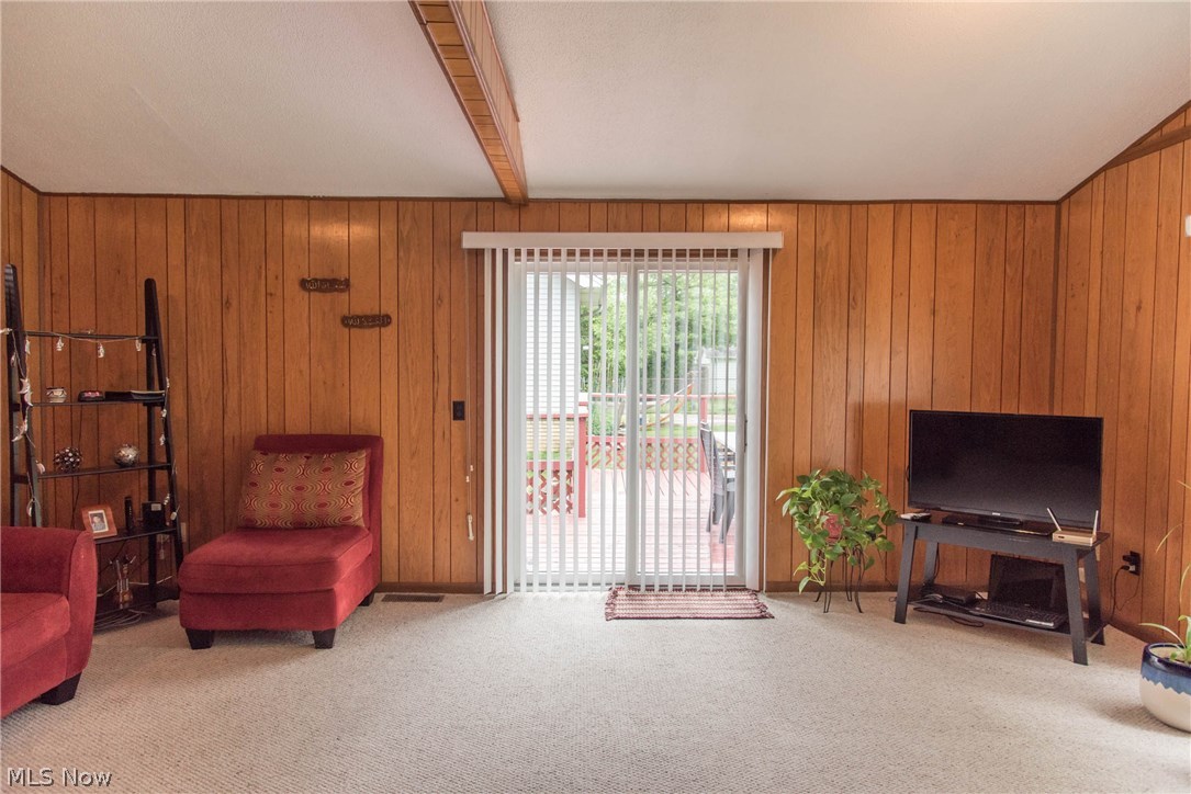 5112 Mayview Road Cleveland, OH 44124 - Photo 14 of 35