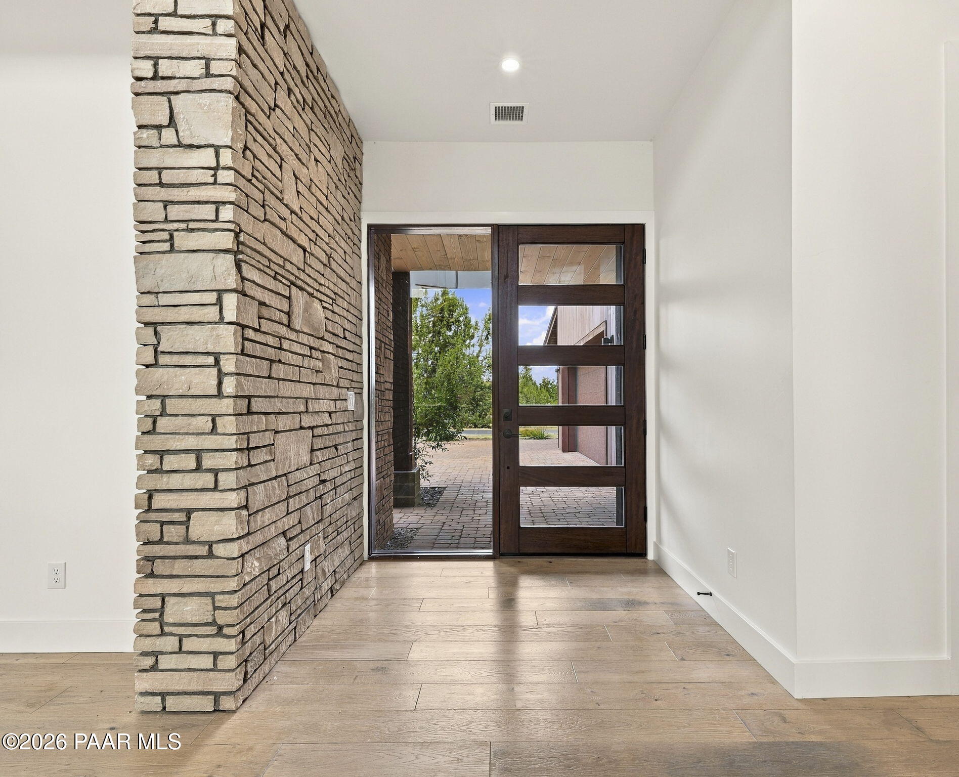 5790 West Three Forks Road Prescott, AZ 86305 - Photo 2 of 39 2-Foyer