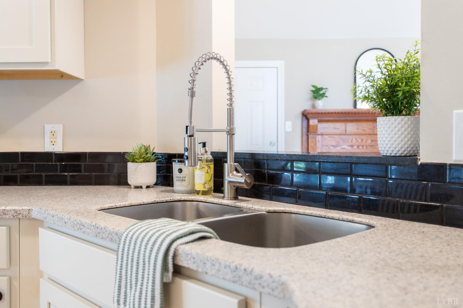 549 Thrashers Creek Road Amherst, VA 24521 - Photo 20 of 66