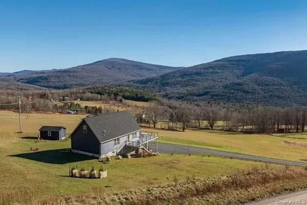 $850,000 | 130 Hanley Road, Fleischmanns, NY 12430