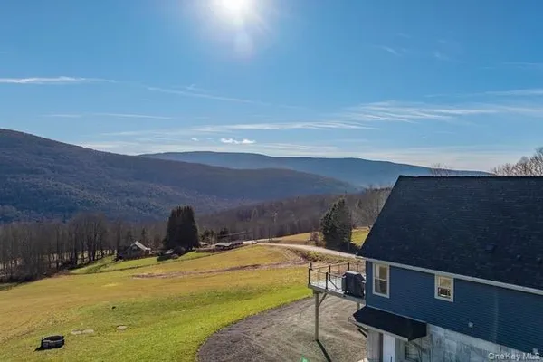 $850,000 | 130 Hanley Road, Fleischmanns, NY 12430