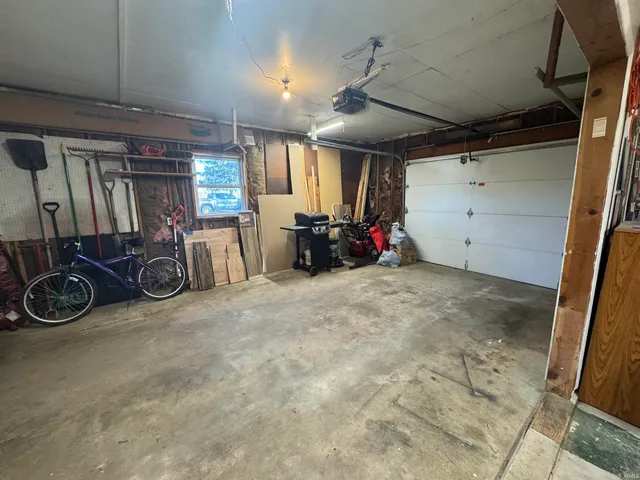 $199,400 | 136 West Meek Drive, Bunker Hill, IN 46914