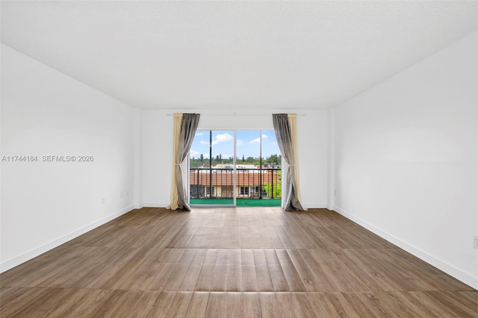 4174 Inverrary Drive, Unit 706 Lauderhill, FL 33319 - Photo 4 of 30