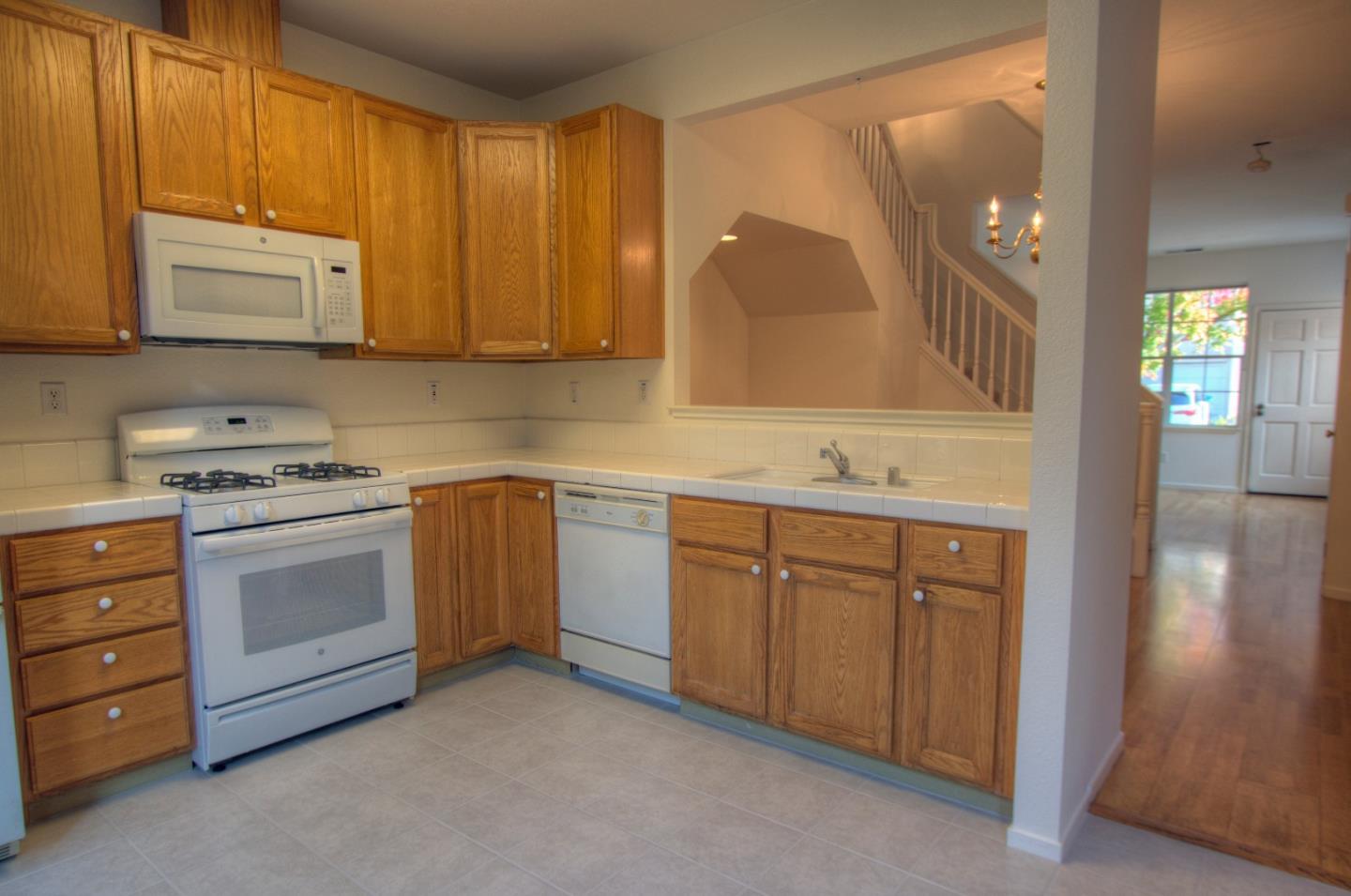 104 Whits Road Mountain View, CA 94040 - Photo 9 of 24