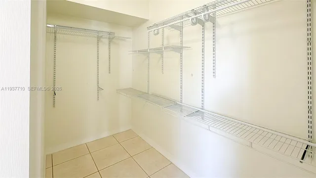 $2,290 | 677 Southwest 111th Avenue, Unit 204, Pembroke Pines, FL 33025