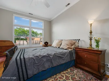 $395,000 | 2089 West Wabansia Avenue, Unit 202, Chicago, IL 60647
