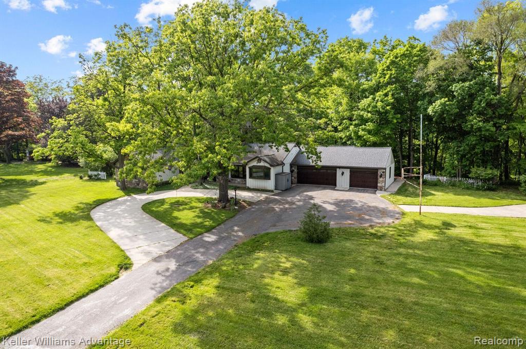 33770 Quaker Valley Road Farmington Hills, MI 48331 - Photo 10 of 31